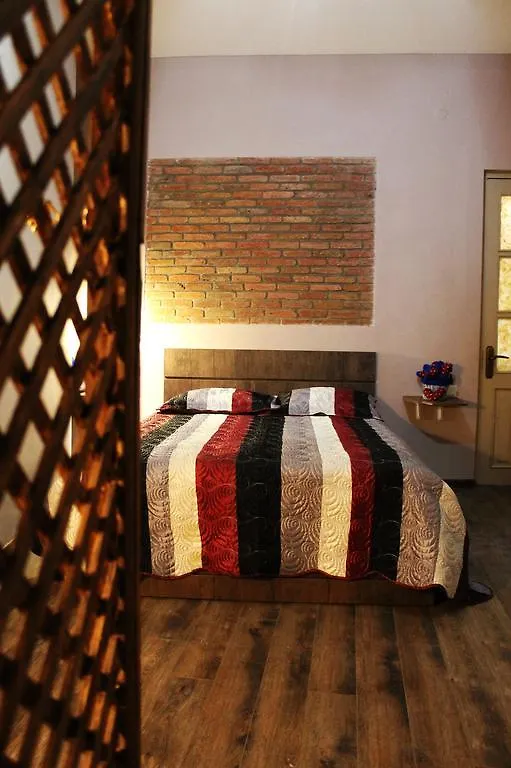 Old Castle Apartment Τυφλίδα